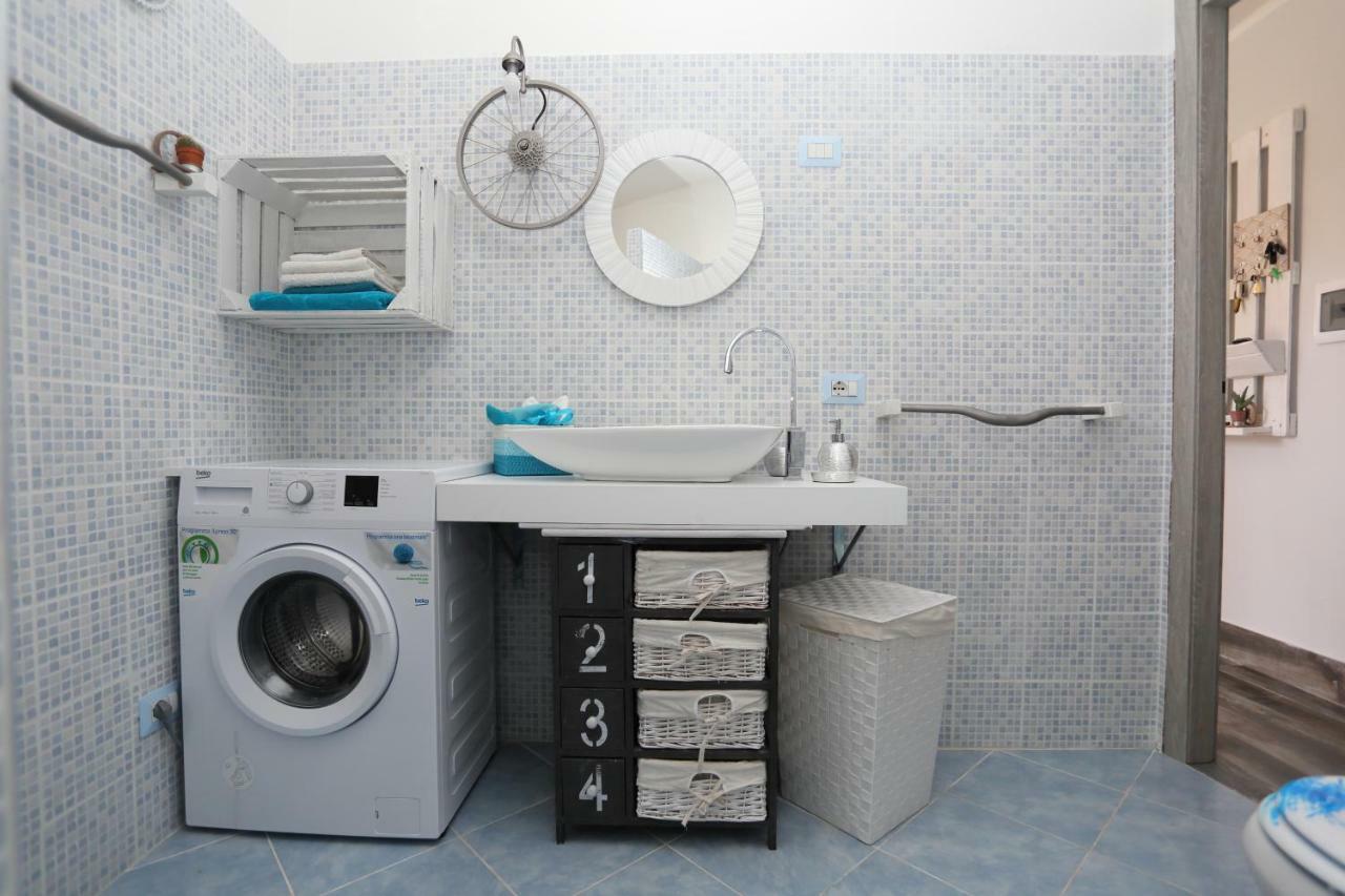 Apartmán Casa Del Cicloturista Santadi Exteriér fotografie