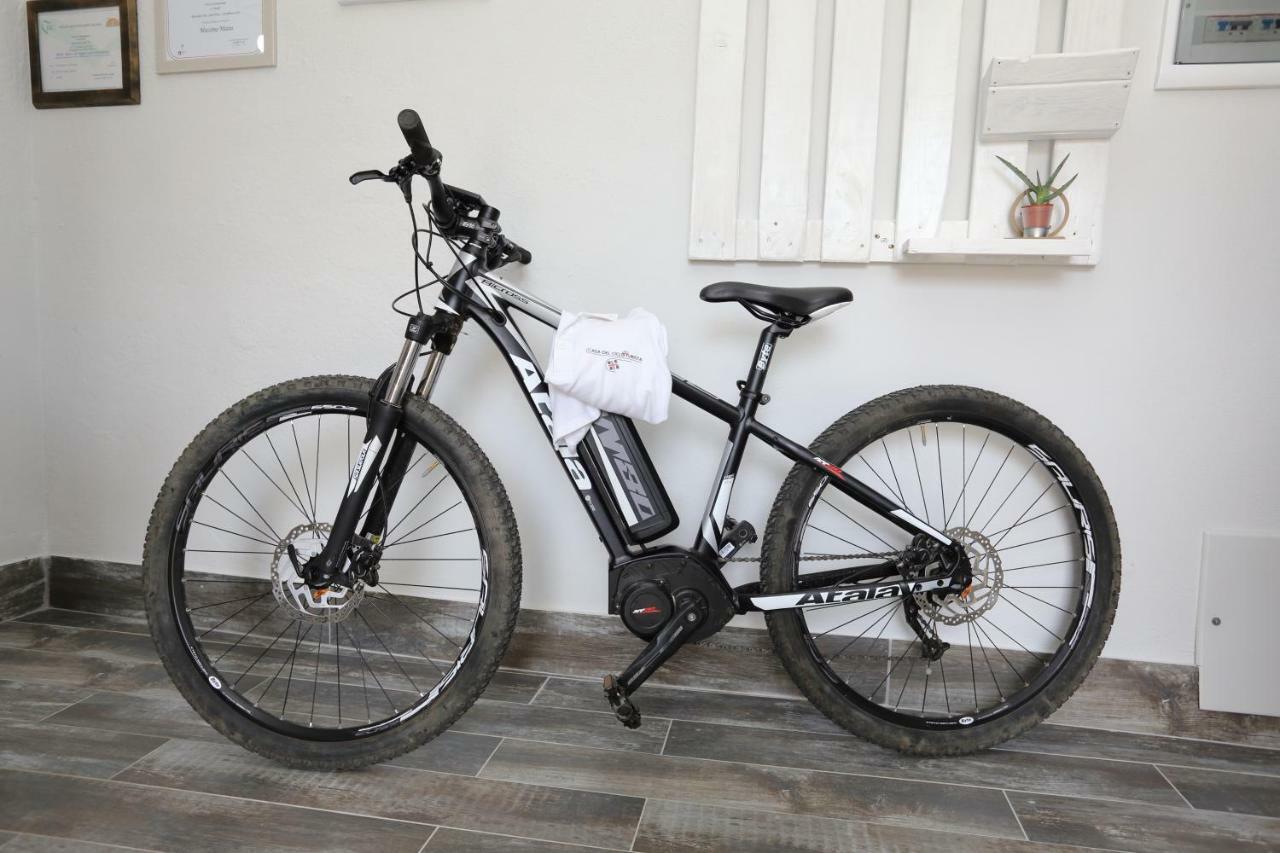 Apartmán Casa Del Cicloturista Santadi Exteriér fotografie