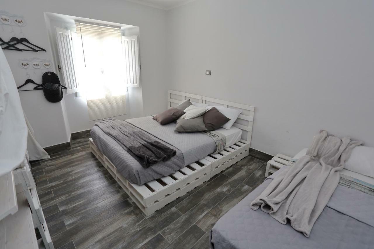 Apartmán Casa Del Cicloturista Santadi Exteriér fotografie