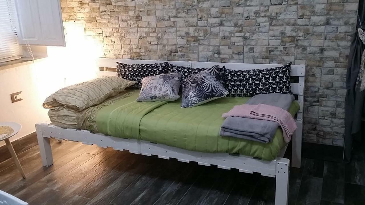 Apartmán Casa Del Cicloturista Santadi Exteriér fotografie