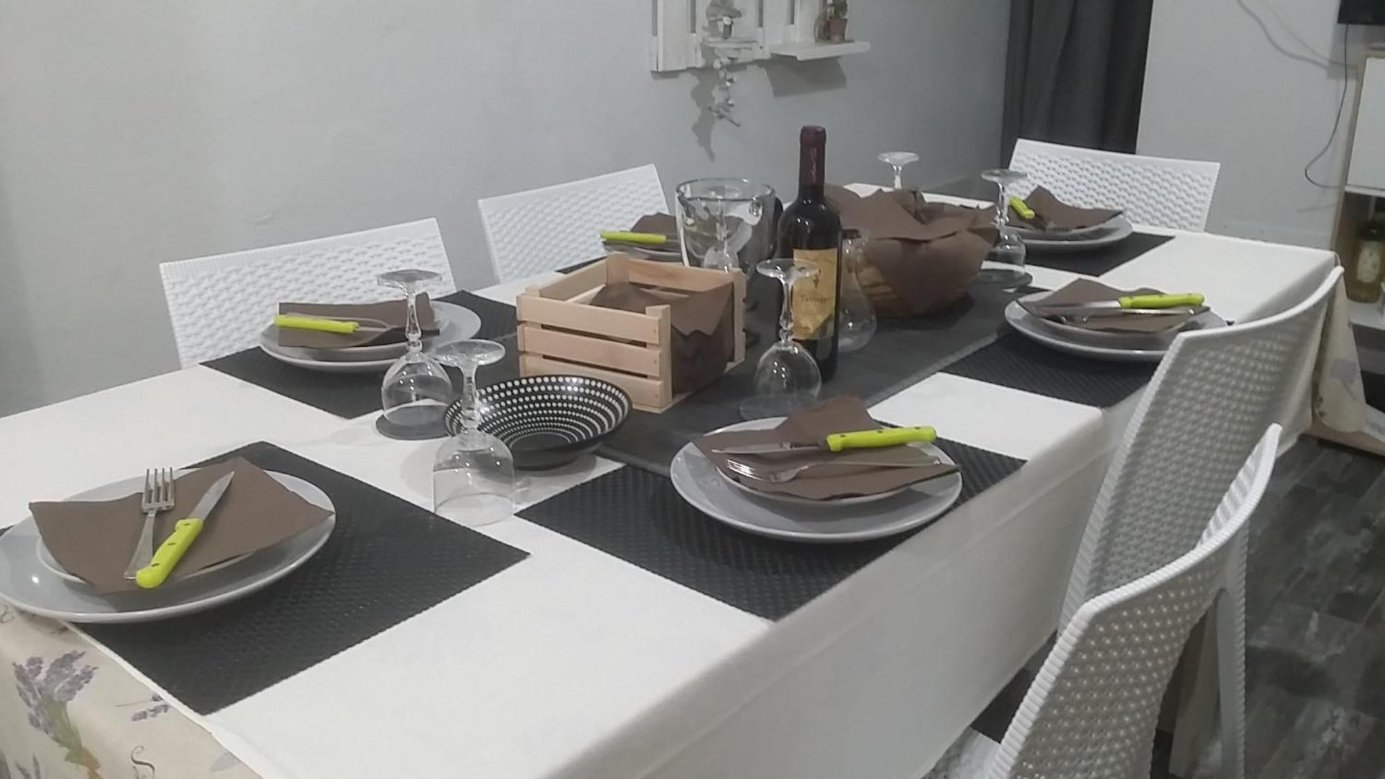 Apartmán Casa Del Cicloturista Santadi Exteriér fotografie