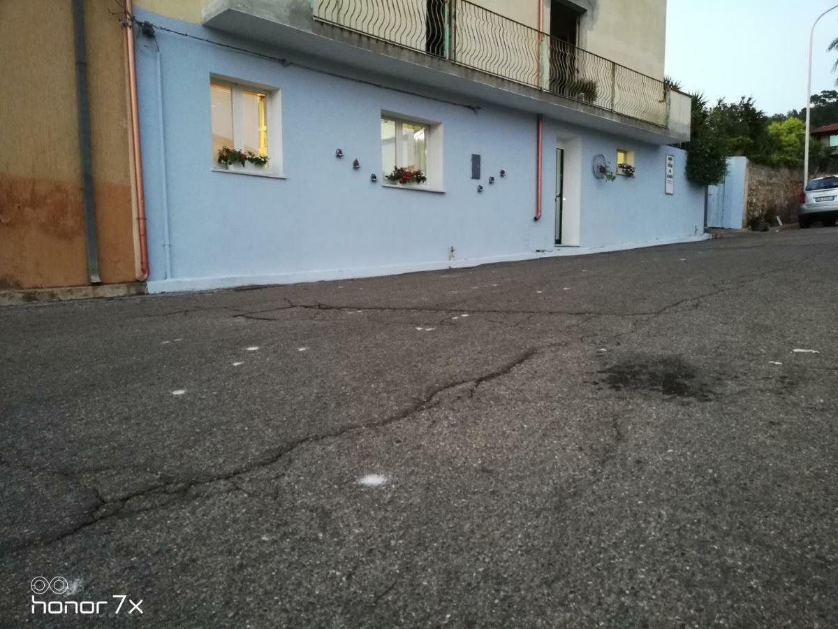 Apartmán Casa Del Cicloturista Santadi Exteriér fotografie