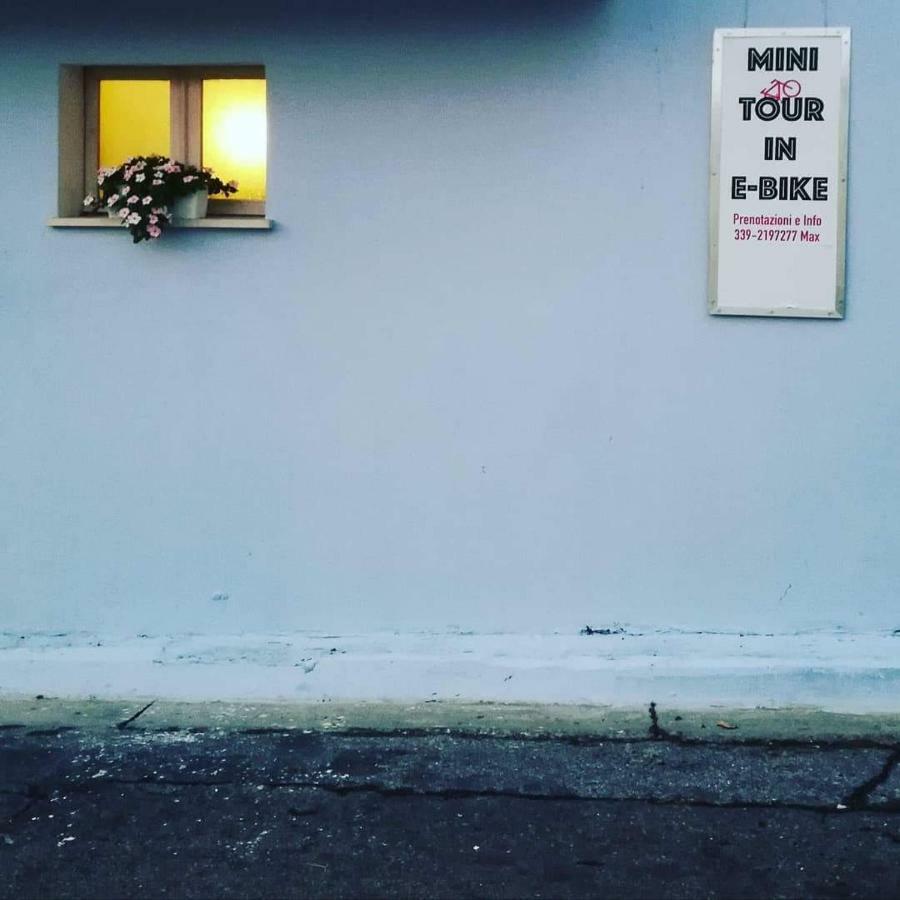 Apartmán Casa Del Cicloturista Santadi Exteriér fotografie